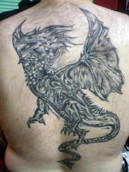 Tatoo sur le dos